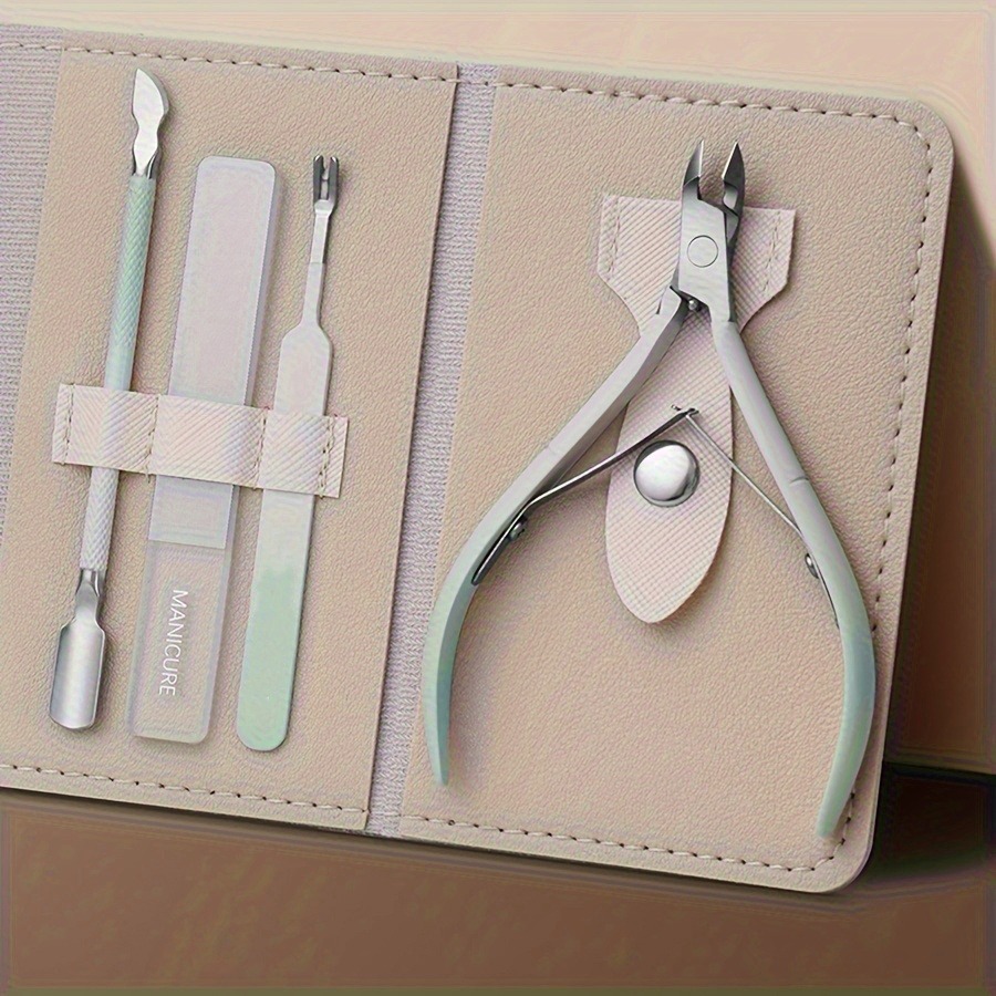 Manicure set Men Personal Care - Travel Accessories Kit For Men ulasan dan harga
